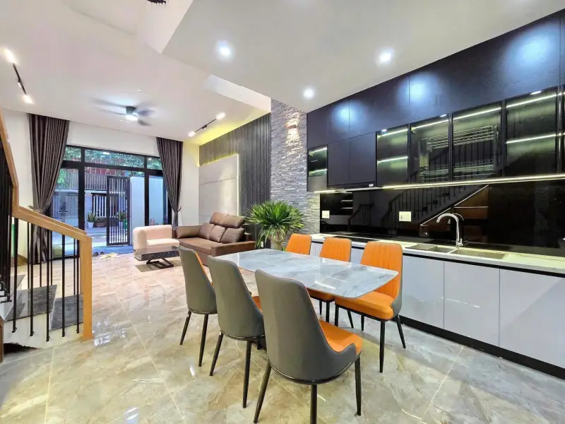 Nhà phố 3 tầng phong cách tân cổ điển, Hưng Yên - ảnh 3